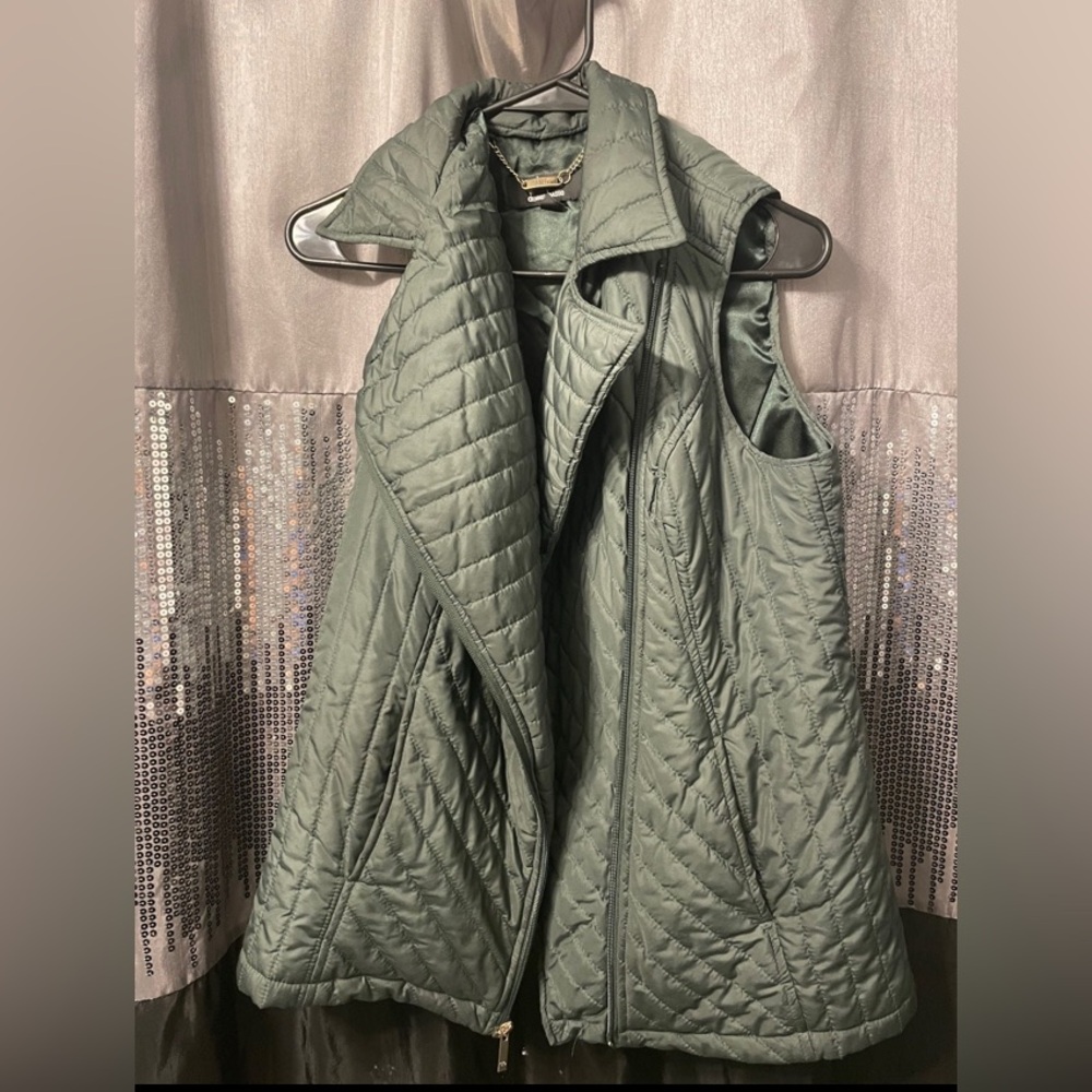 Green womens vest size small